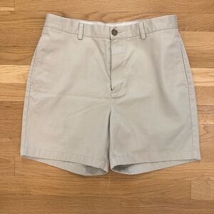 L.L. Bean Natural Fit Cotton shorts - khaki